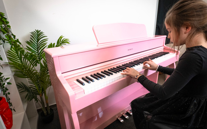 Piano HENRY’S Docka Piano Docka v interieru