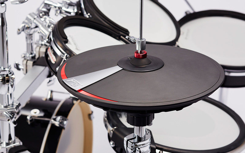 Elektronická bicí souprava PEARL E/MERGE EM-53HB E/HYBRID KIT Detail padů PEARL E/MERGE EM-53HB E/HYBRID KIT